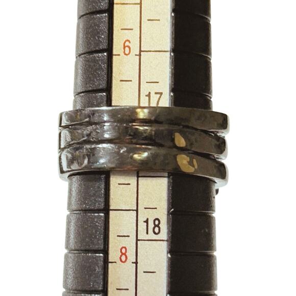 Vintage Brutalist Stacked Bar Sculptural Ring – Mid-Century Modernist Style - Picture 6 of 8